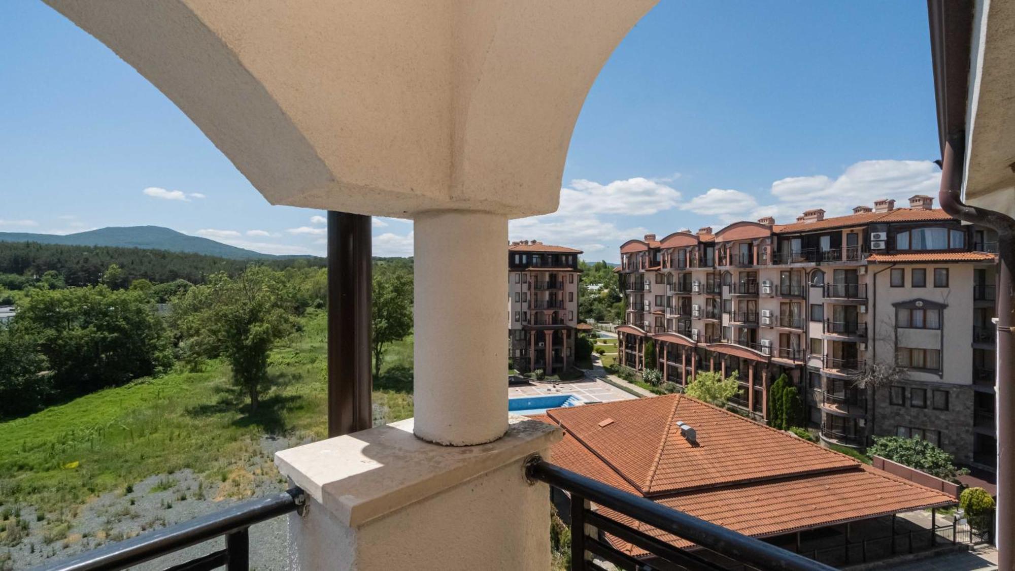 Първа Линия Хотел С Адрес К-С Реджина Маре Царево Țarevo Exterior foto
